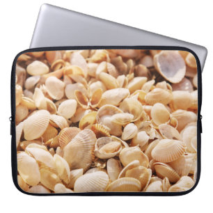 Sea Beach Shell: Summer Textured Background Laptop Sleeve