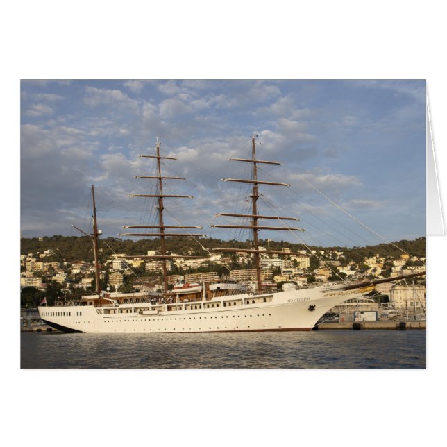 Sea Cloud II (Front Horizontal)