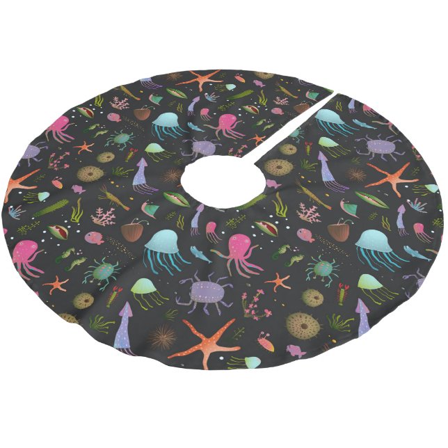 Sea Critters Pattern Brushed Polyester Tree Skirt (Angled)