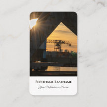 Sea freight logistics expert for shipping overseas