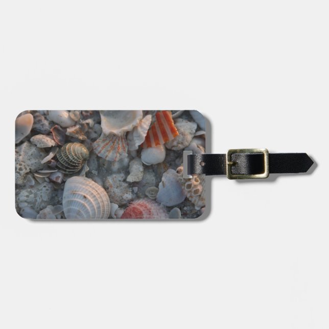 Sea shells on the sand luggage tag (Front Horizontal)