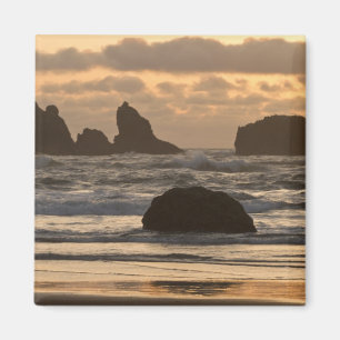 Sea stacks on the beach at Bandon, Oregon Magnet