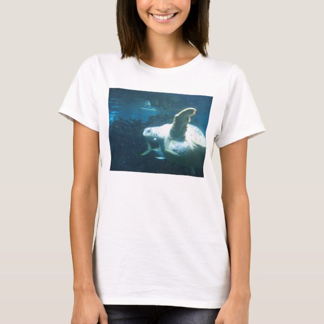 SEA TURTLE T-Shirt (Front)