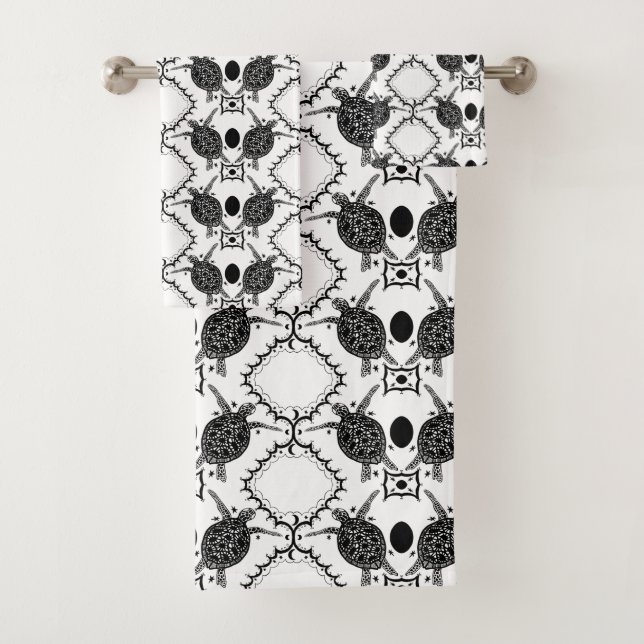 Sea Turtle Tortoise Moons Pattern  Bath Towel Set (Insitu)