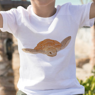 Sea Turtle under Water - transparent. T-Shirt