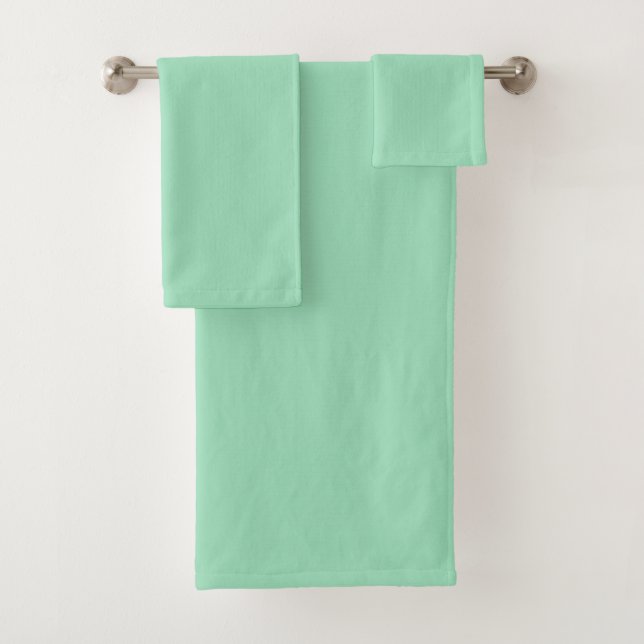 Seafoam Green Solid Colour Bath Towel Set (Insitu)