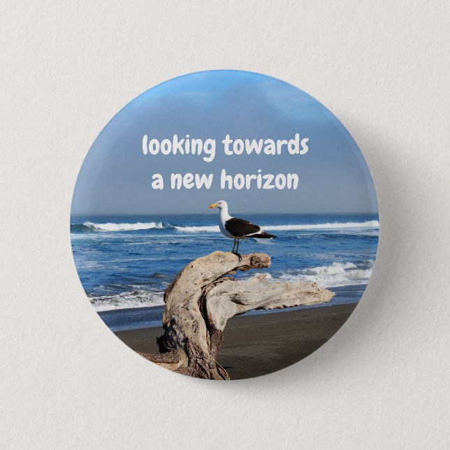Seagull facing the sea 6 cm round badge (Front)