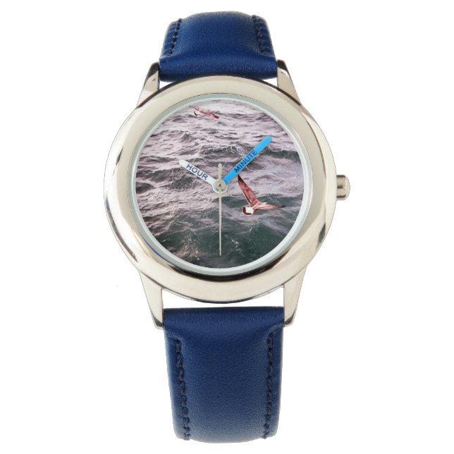 SEAGULLS FLYING OVER THE SEA WAVES WATCH (Front)