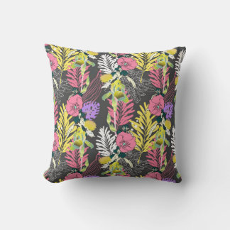 Seamless artistic flower pattern, beautiful tropic cushion
