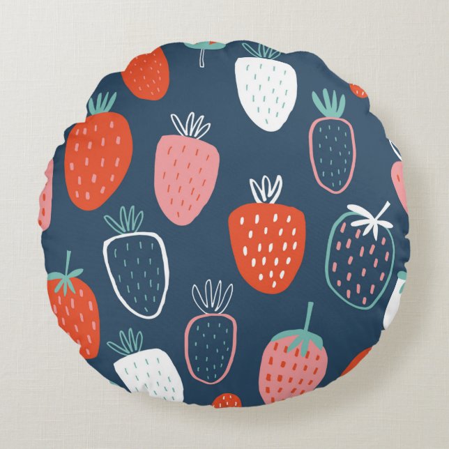 Seamless childish pattern with hand drawn strawber round cushion (Front)
