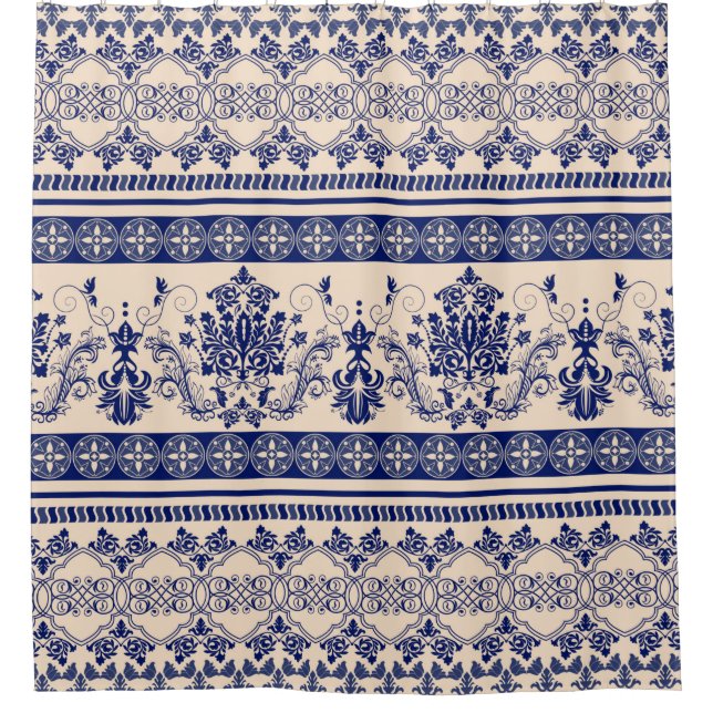 Seamless damask pattern, classic wallpaper, backgr shower curtain (Front)