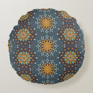 Seamless floral pattern. Stylized doodle flowers. Round Cushion