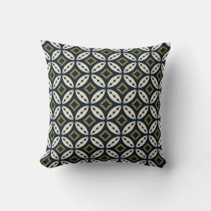 Seamless geometric flowers: colourful pattern. cushion
