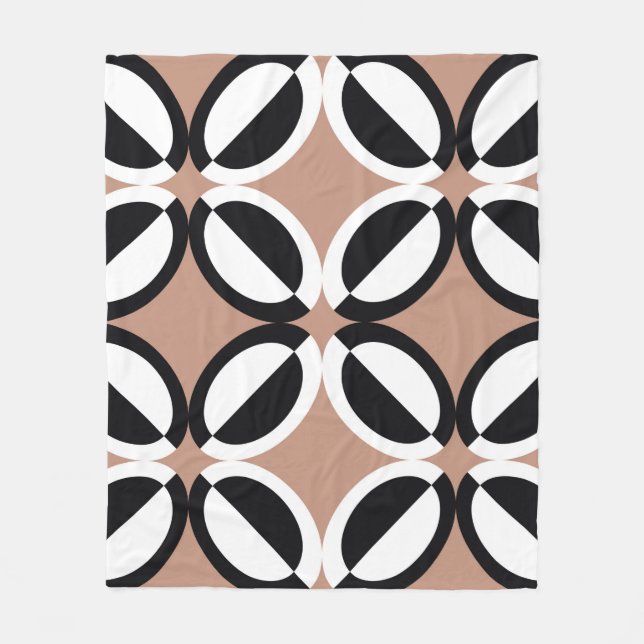 Seamless geometric pattern fleece blanket (Front)