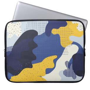 Seamless geometric pattern with abstract camouflag laptop sleeve