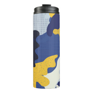 Seamless geometric pattern with abstract camouflag thermal tumbler