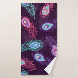 Seamless hand drawn peacock feathers pattern. Vint Bath Towel