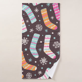 Seamless illustration pattern with Christmas socks Bath Towel