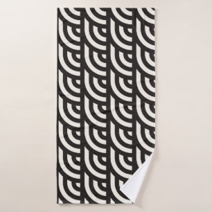 Seamless monochrome geometric pattern. Abstract st Bath Towel
