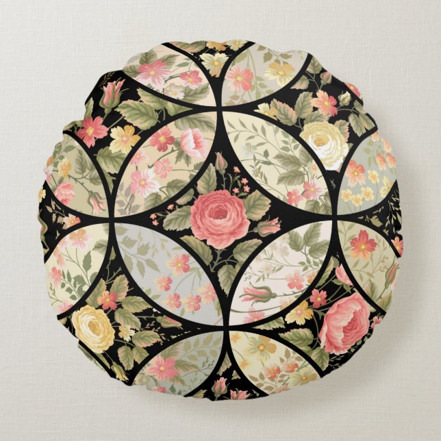 seamless patchwork floral pattern round cushion (Front)