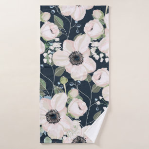 Seamless pattern floral watercolor style design: g bath towel