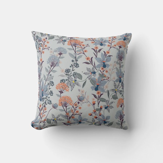 Seamless Pattern wild flowers, Isolated on blue co Cushion (Front)