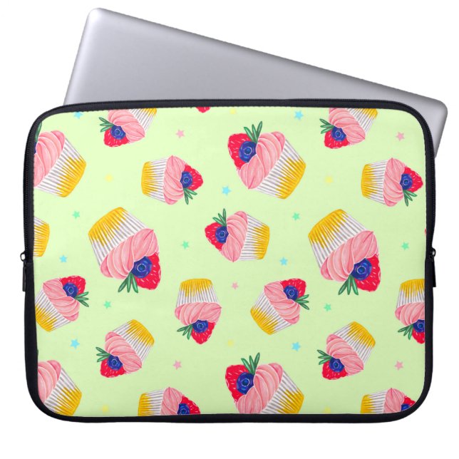 Seamless pattern with a cupcake with strawberries  laptop sleeve (Front)