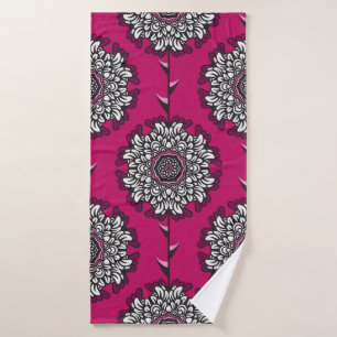 Seamless pattern with beautiful graphic flowers bath towel