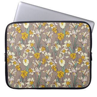 Seamless pattern with beautiful irises and narciss laptop sleeve