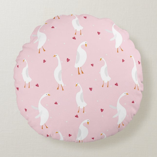 Seamless pattern with cute duck with heart on pink round cushion (Front)