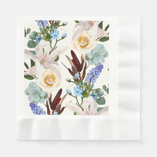 Seamless pattern with detailed hand drawn flowers. napkin