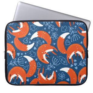 Seamless pattern with different cute foxes. Vintag Laptop Sleeve
