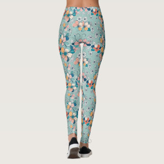 Seamless pattern with flowers leggings