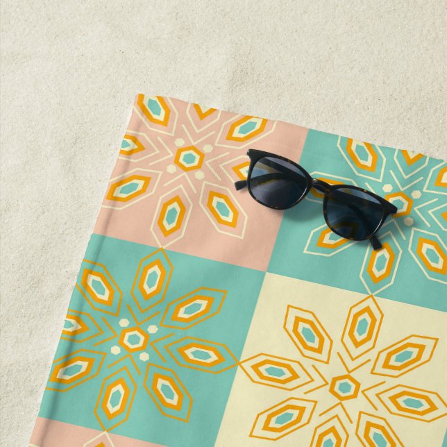 Seamless pattern with geometric floral motifs beach towel (In Situ)