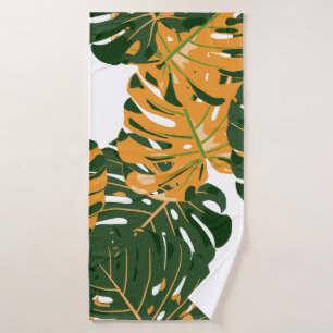 Seamless Pattern with Hawaiian Rainforest. Retro C Bath Towel