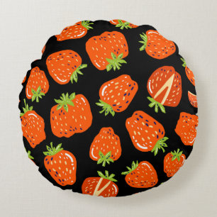 Seamless pattern with little strawberries on black round cushion