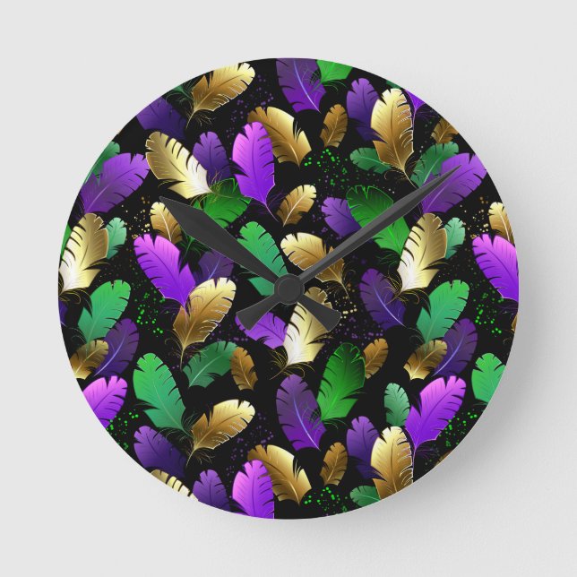 Seamless Pattern with Mardi Gras feathers Round Clock (Front)