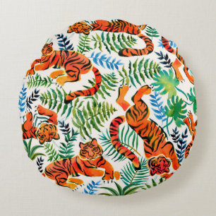 Seamless pattern with painted in watercolor tigers round cushion