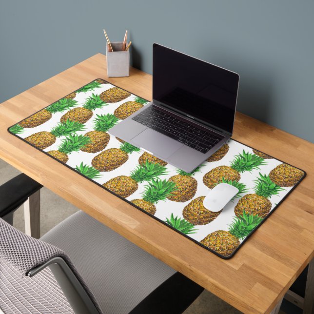 Seamless pattern with pineapples desk mat (Office 2)