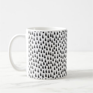 Seamless pattern with raindrops in black on cream coffee mug