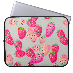 Seamless pattern with ripe strawberry. Hand drawn Laptop Sleeve