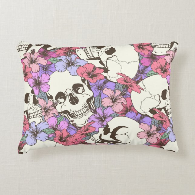 Seamless pattern with skulls fnd flowers decorative cushion (Front)