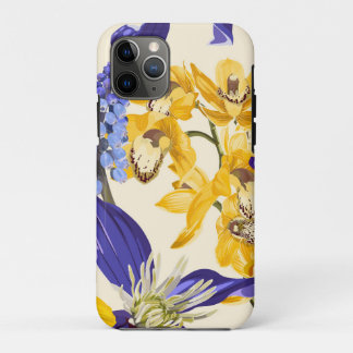 Seamless pattern with yellow violet flowers. iPhone 11 pro case