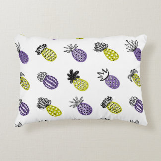 Seamless pineapple pattern decorative cushion