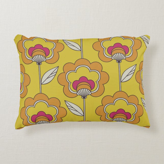seamless retro floral pattern decorative cushion (Front)