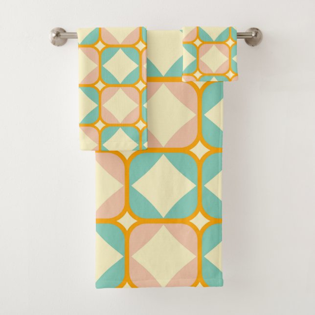 Seamless retro pattern with rounded squares bath towel set (Insitu)