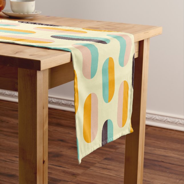 Seamless retro pattern with rounded squares short table runner (In Situ)