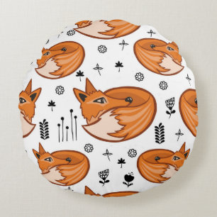 Seamless scandinavian pattern. kids background wit round cushion