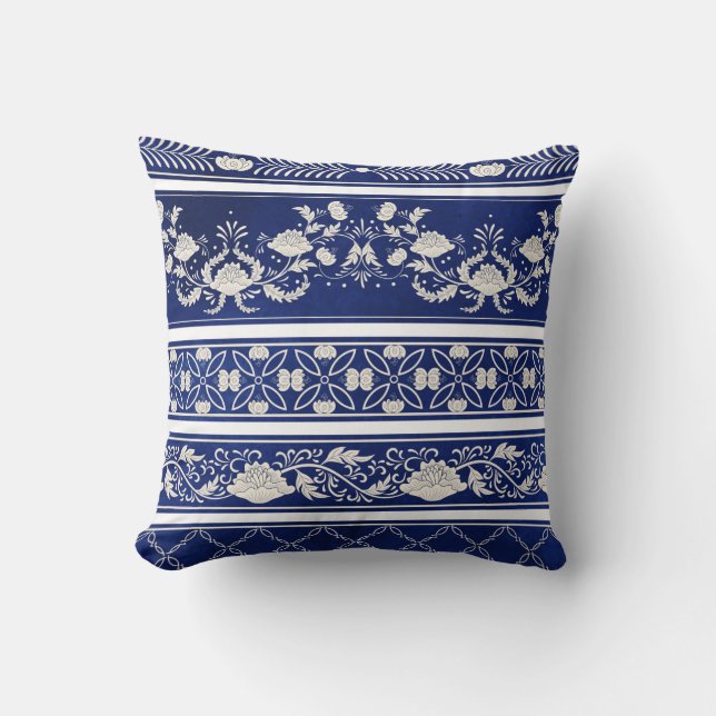Seamless set of five borders pattern cushion (Front)