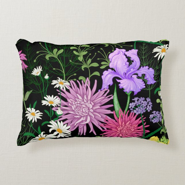Seamless summer pattern. Wild flowers chamomile, h Decorative Cushion (Front)